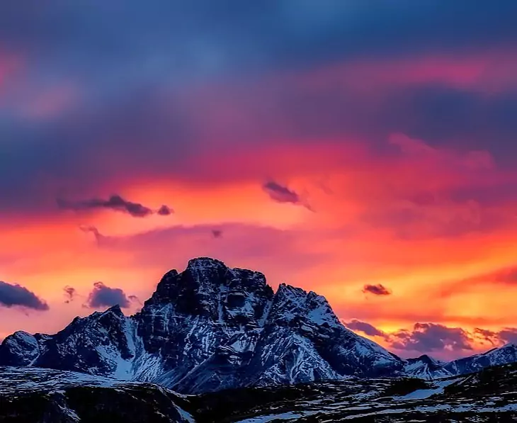 dolomites-2451044_1280.jpg