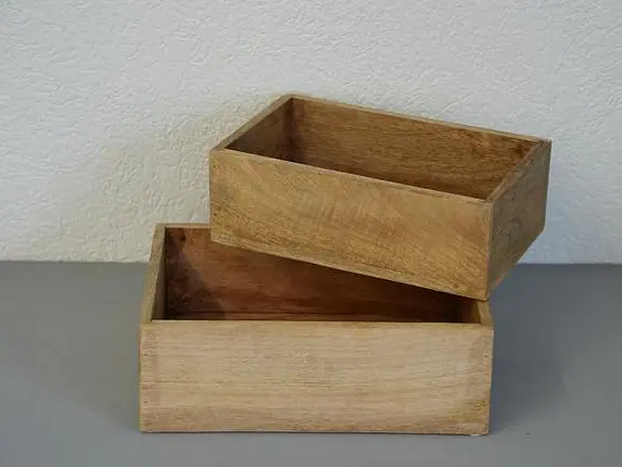 Holzkiste 