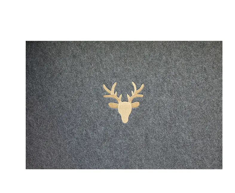 Hoizart_Filz_Laeufer_50x75cm_ gold_gr__Hirsch.jpg