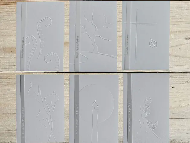 Trauerkarten mit Prägung auf handgeschöpftem Papier