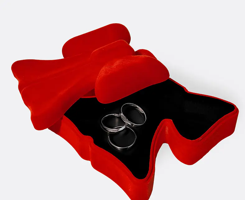 DYBOXBOWRE-1.jpg