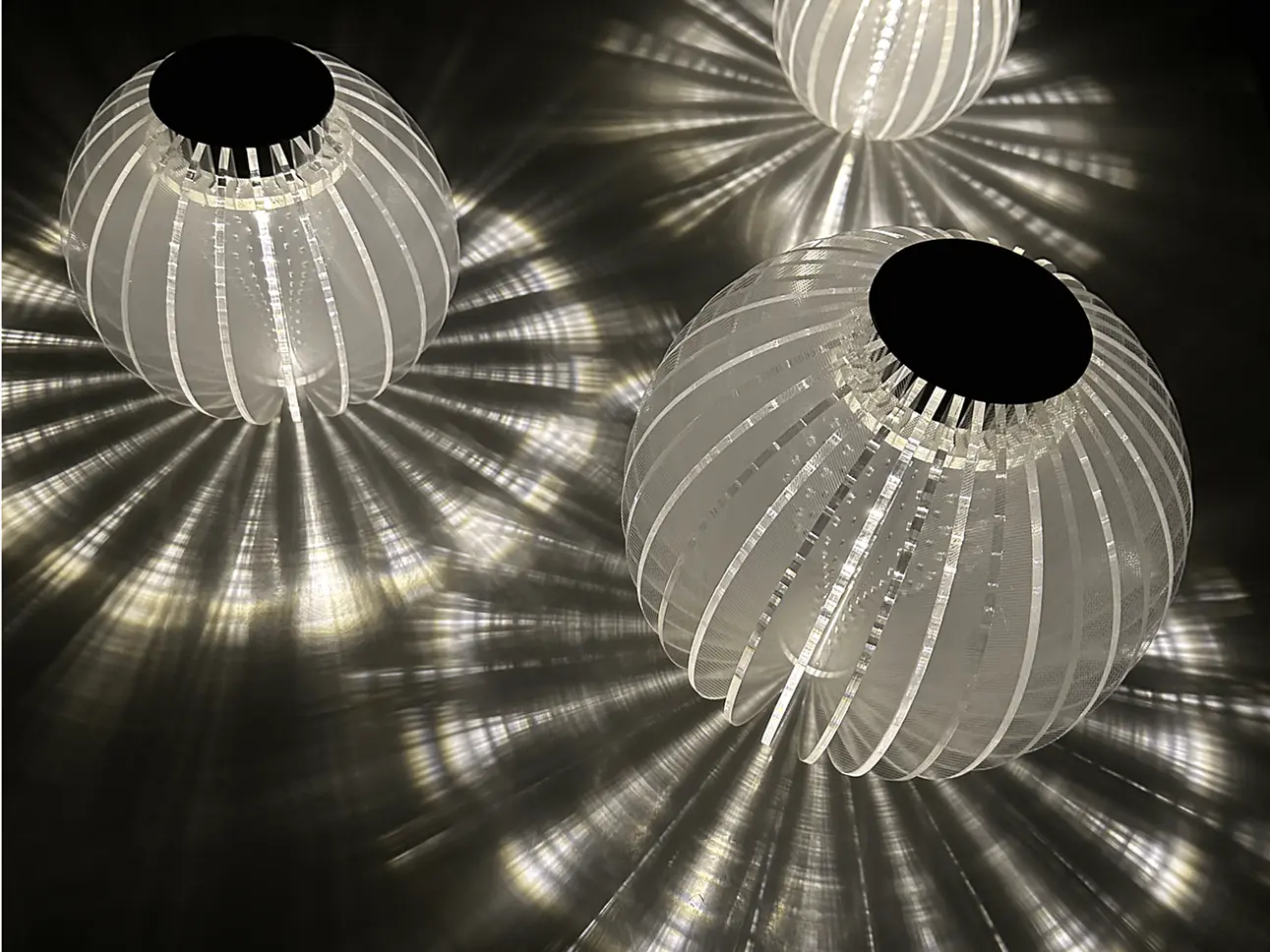 Solar lights made of recycled computer screens