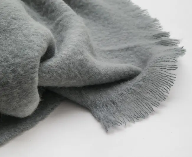 Farbliebe; Simba; Grau; Foto 1.jpg