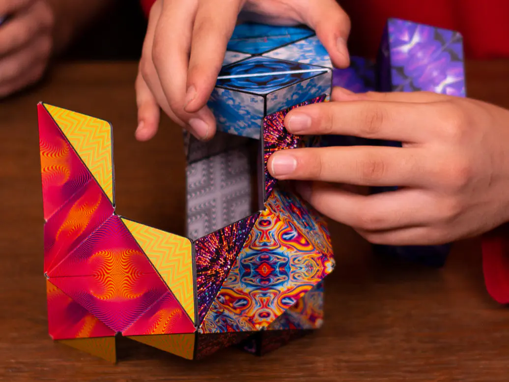 ﻿Shashibo Cube