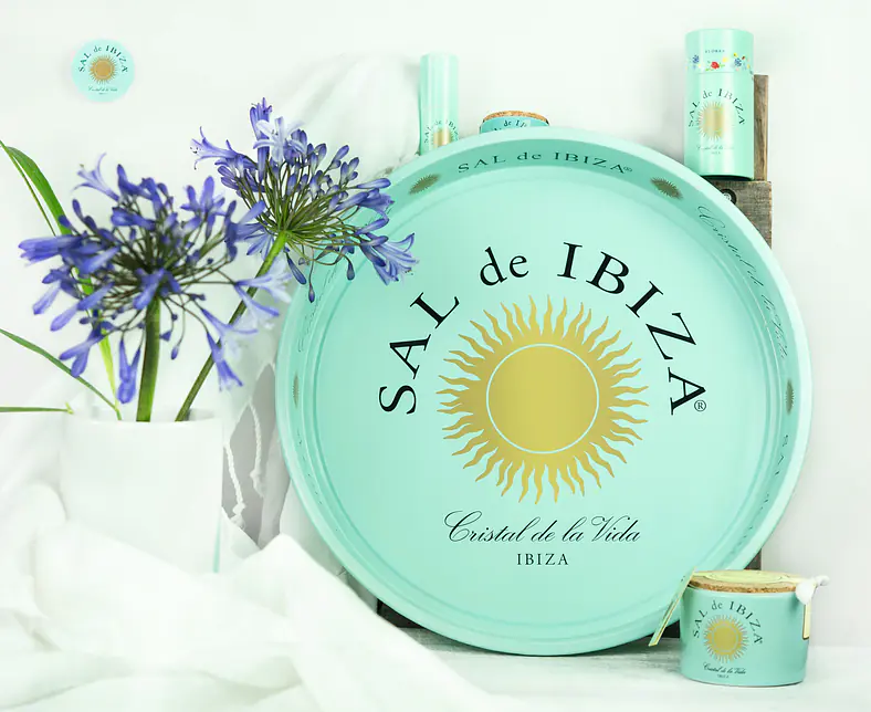 SAL-de-IBIZA_Tablett_Blumen.jpg