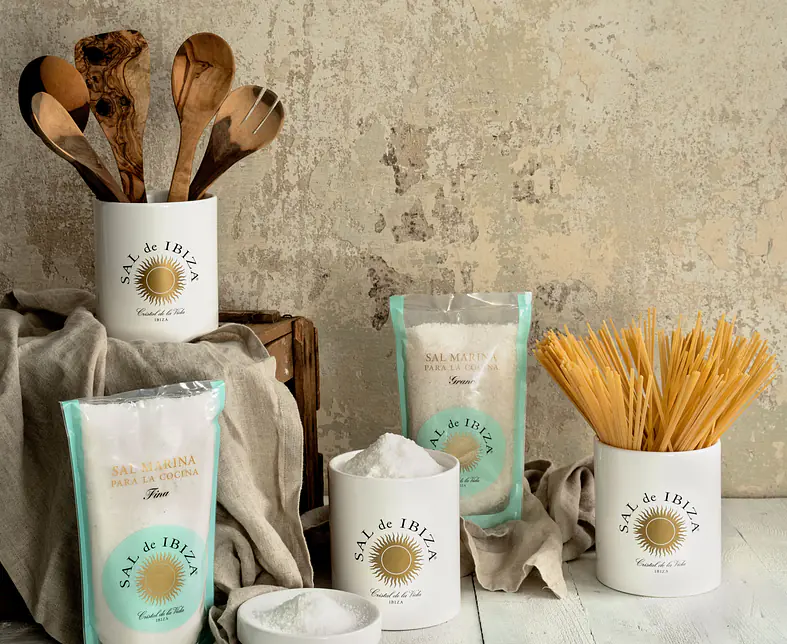 SAL-de-IBIZA_Liter-Jar_Vertical_KitchenLoveAffairs_DSC08107.jpg