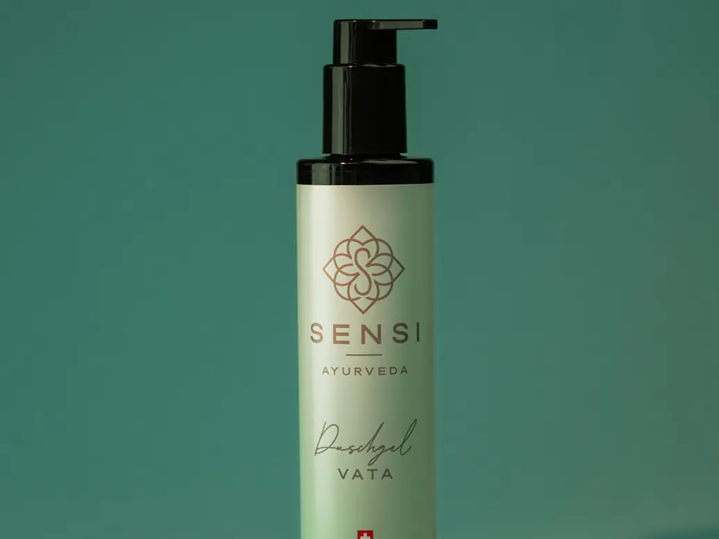 Roll-on with essential oils