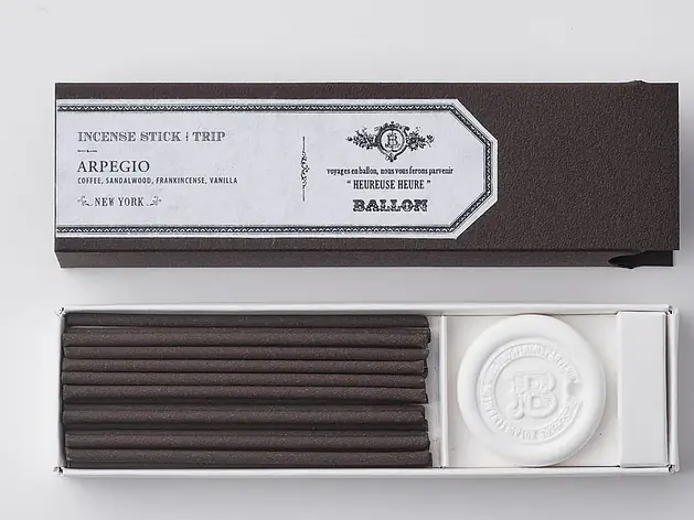 Räucherstäbchen & Halter