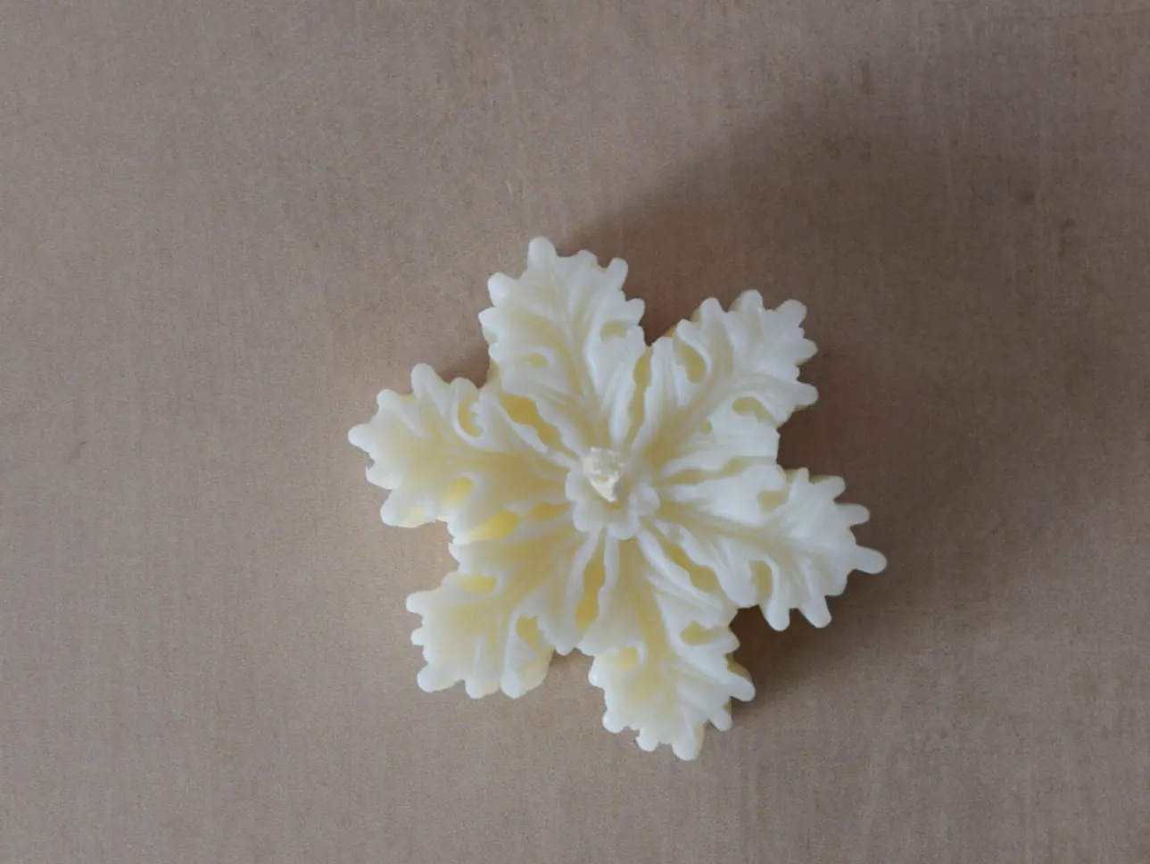 Dekokerze Snowflake