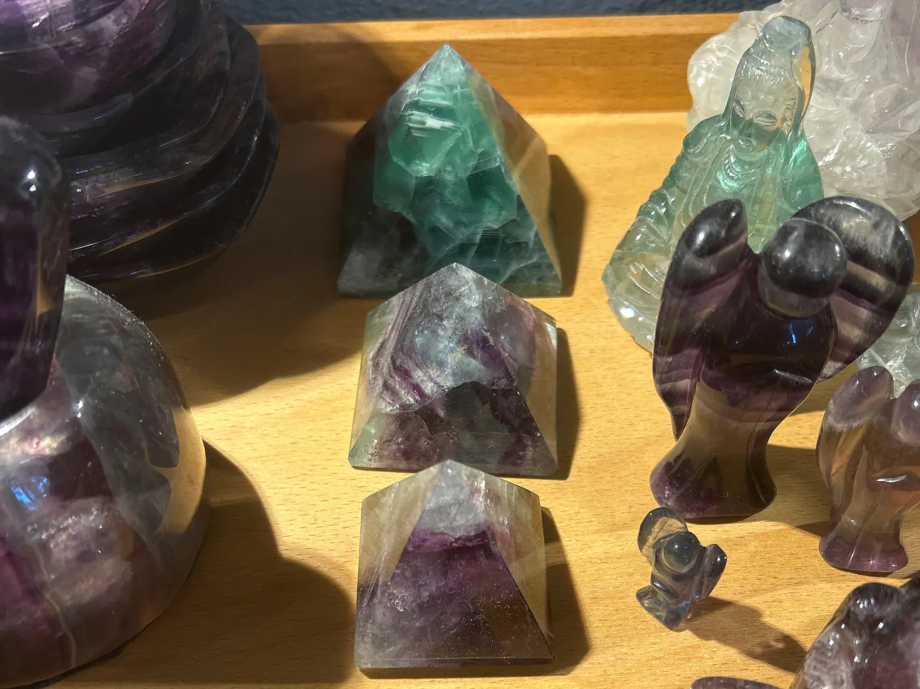Pyramiden in diversen Grössen und Sorten