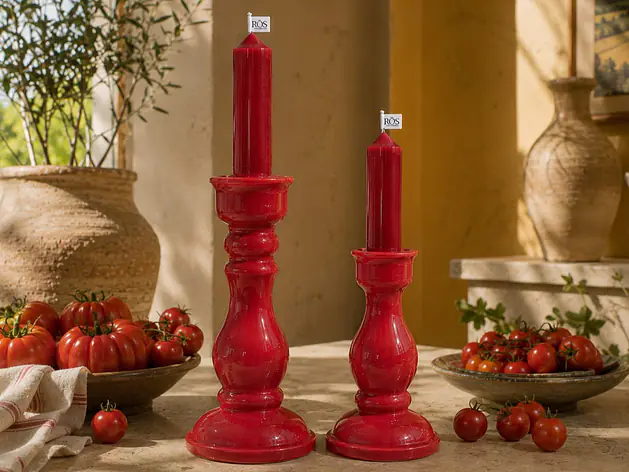 Duftenden Dekokerze in eleganter Stabform Tomate