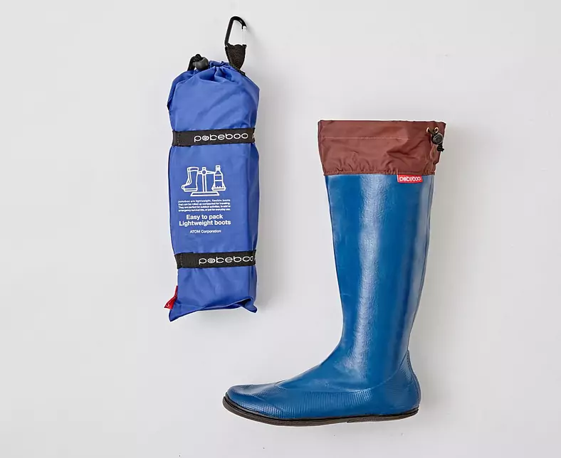 Royal blue boot & pouch.jpg